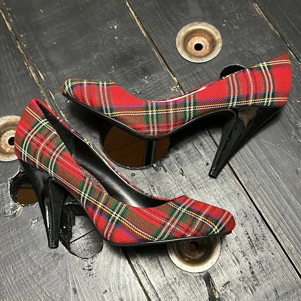 ROCKETDOG Red Plaid Textile w/ Faux Black Patent Leather Heels